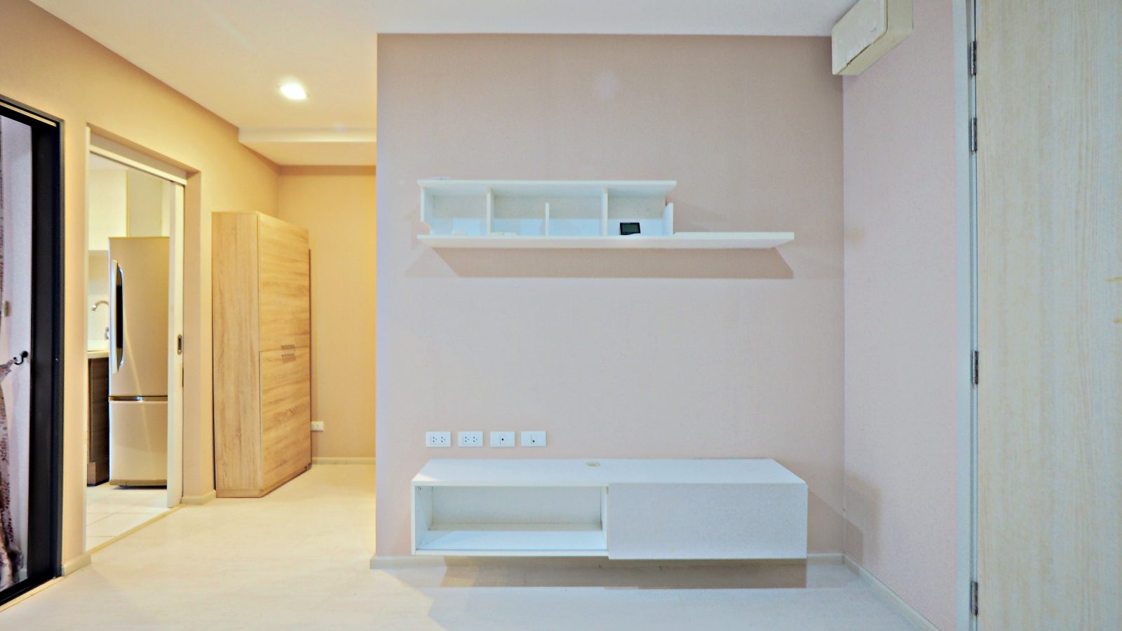 BEST VALUE DEAL IN SATHORN! Spacious 1-Bedroom (35 sq.m.) at Condolette Pixel Sathorn – Only 3.2 MB