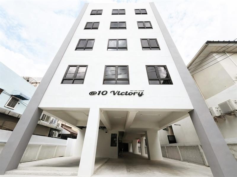 @10 Victory Apartment